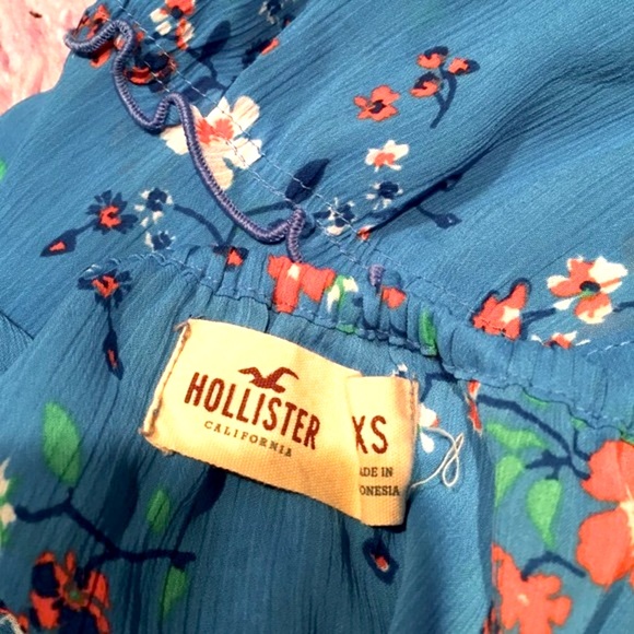 Hollister Blue Boho Floral Cami Top - Picture 6 of 12